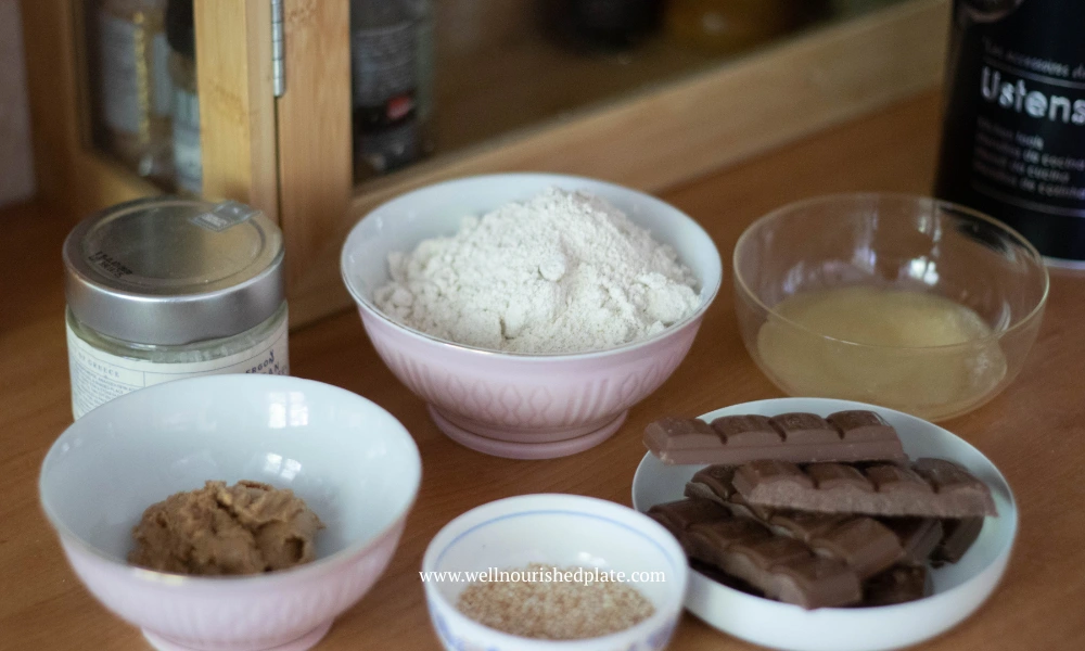 Ingredients for healthy gluten free oat bars