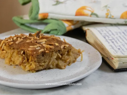 simple apple pie on a plate